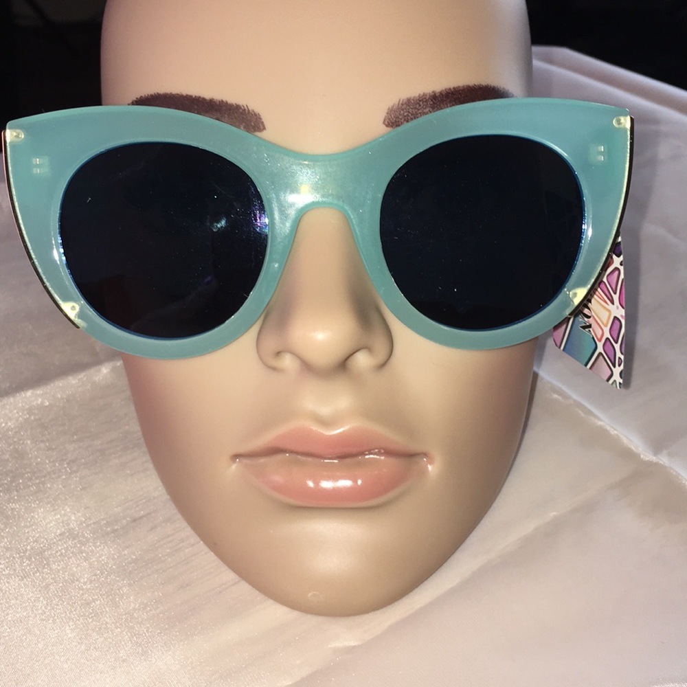 NWT Cat Eye Shades.          Available in 2 colors - Picture 2 of 6
